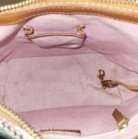 Dooney & Bourke Vintage Croc-Embossed Leather Shoulder Bag, 12×9×5.5 - Picture 9 of 15